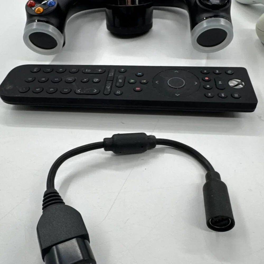 Microsoft Xbox 360 Lot Black White Controllers Wired Wireless Remote UNTESTED